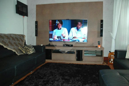 Sobrado à venda com 5 quartos, sendo 4 suítes, em Interlagos, São Paulo, SP