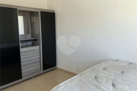 Apartamento à venda com 3 quartos em Jardim Santa Rosália, Sorocaba, SP