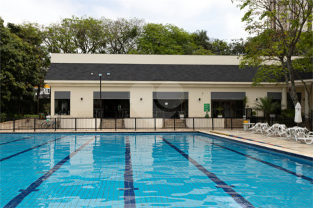Apartamento à venda com 3 quartos, sendo 1 suíte, em Santo Amaro, São Paulo, SP