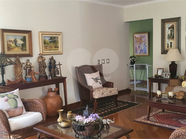 Apartamento à venda com 4 quartos, sendo 3 suítes,  em Perdizes, São Paulo, SP