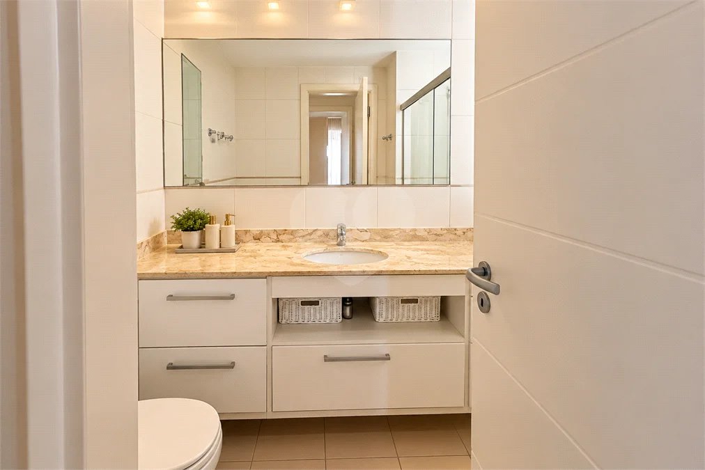 Vila Olímpia - | 128 m² | 3 Suítes | 4 Vagas - Condomínio Clube