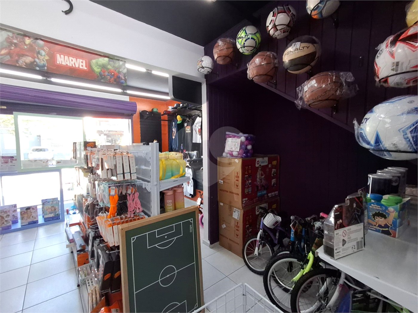 Sobrado à venda com 6 quartos em Campo Belo, São Paulo, SP