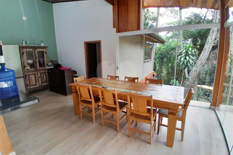 Casa à venda com 3 quartos no condomínio Sausalito, Mairiporã - SP