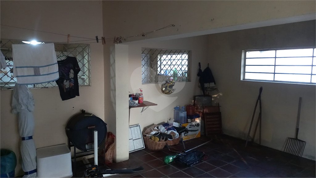 Casa à venda ou para alugar com 4 quartos, sendo 1 suíte, no Centro, Vinhedo, SP