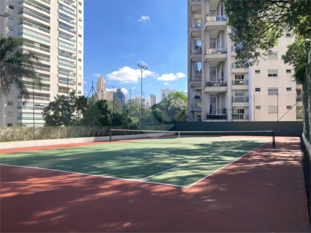 Apartamento à venda ou para alugar com 1 suíte em Panamby, São Paulo, SP