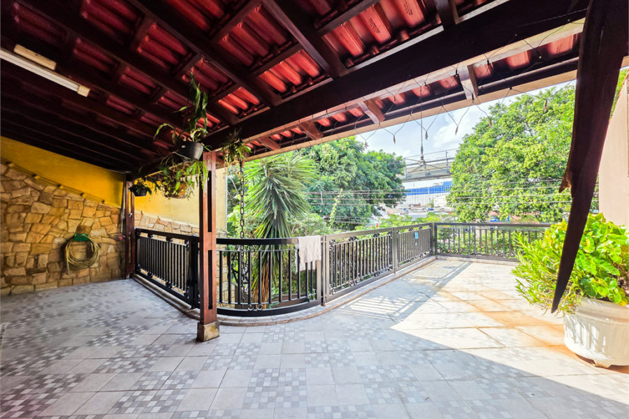 Casa à venda com 4 quartos, sendo 1 suíte, em Sapopemba, São Paulo, SP