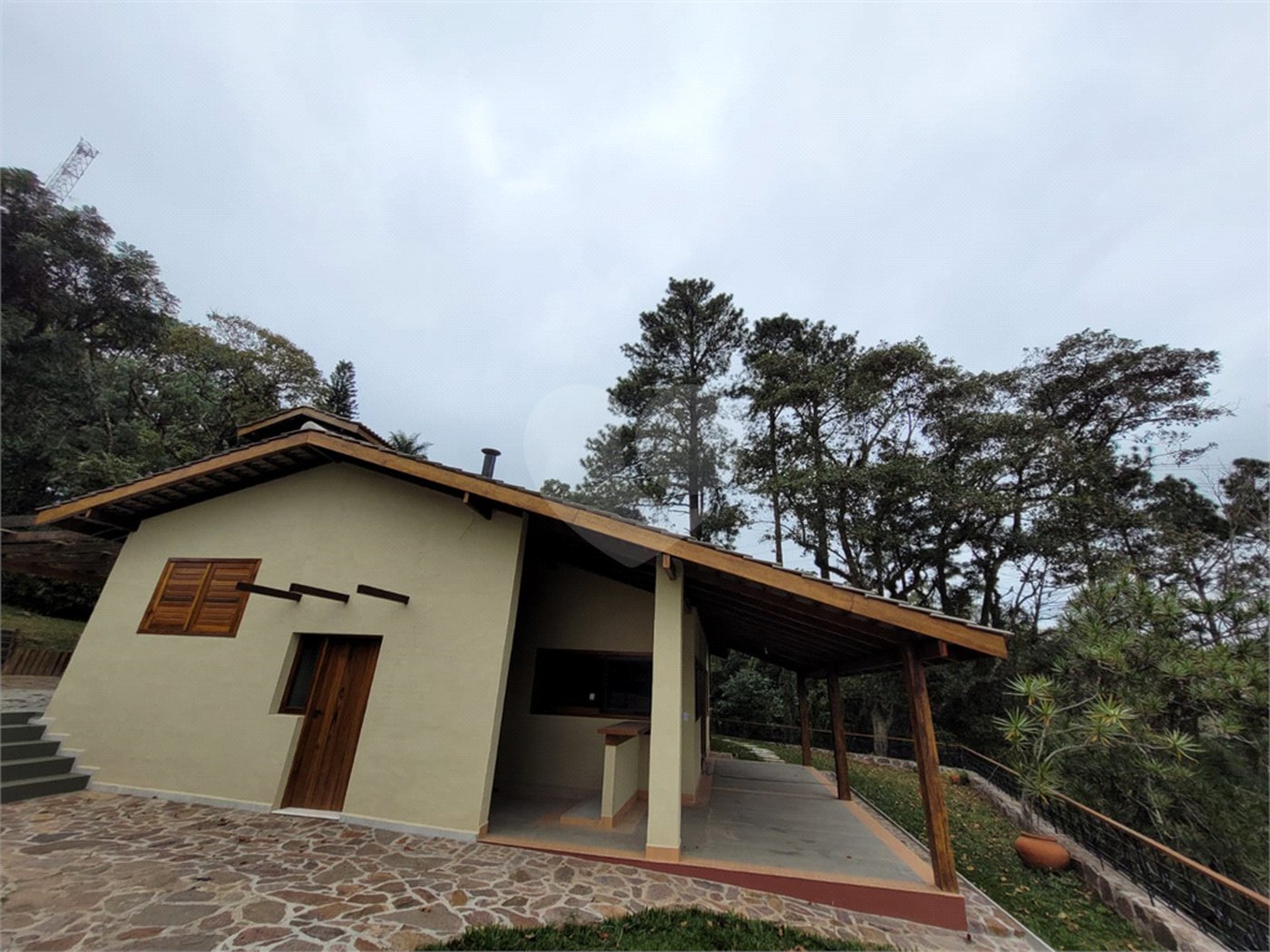 Casa à venda com 3 suítes em Serra da Cantareira, Mairiporã, SP