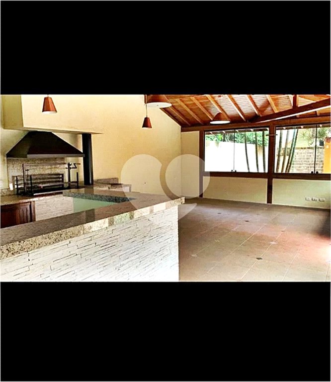 Casa à venda ou para alugar com 4 quartos, sendo 2 suítes, em Serra da Cantareira, Mairiporã, SP