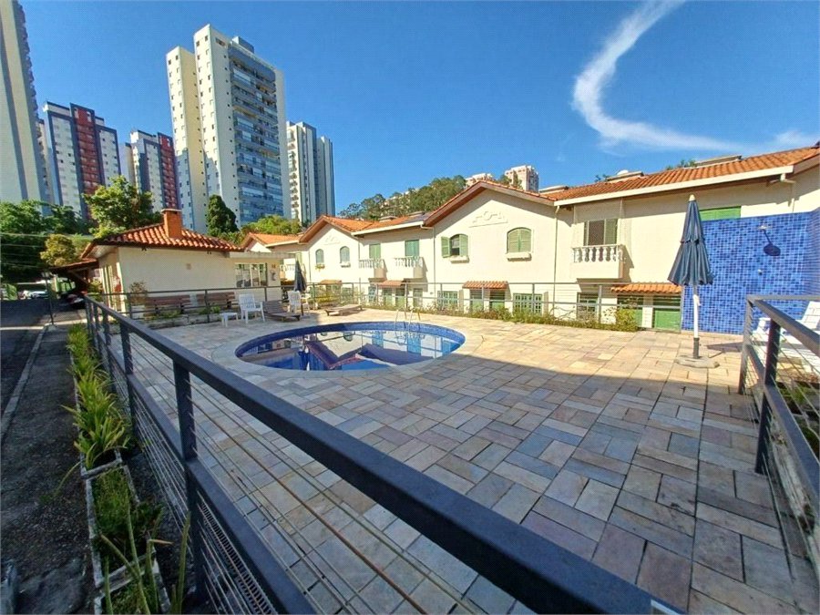 Casa à venda com 2 quartos no condomínio Firenze, São Paulo - SP