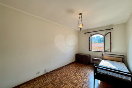 Casa à venda com 3 quartos, sendo 1 suíte,  em Vila Cruzeiro, São Paulo, SP