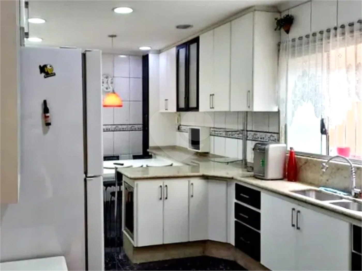 Sobrado à venda com 3 quartos, sendo 1 suíte,  em Vila Palmeiras, São Paulo, SP
