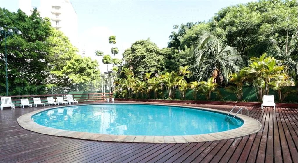 Apartamento à venda com 3 suítes em Vila Morumbi, São Paulo, SP