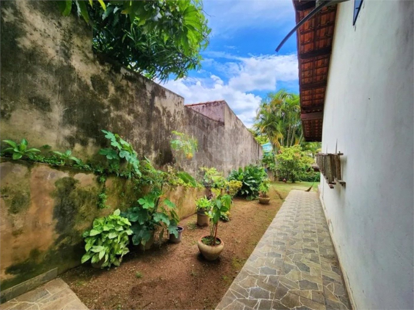 Casa à venda com 3 quartos, sendo 1 suíte, em Vista Alegre, Vinhedo, SP