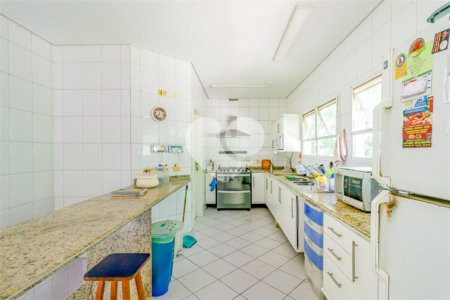 Casa de Vila à venda com 4 quartos, sendo 2 suítes,  em Butantã, São Paulo, SP
