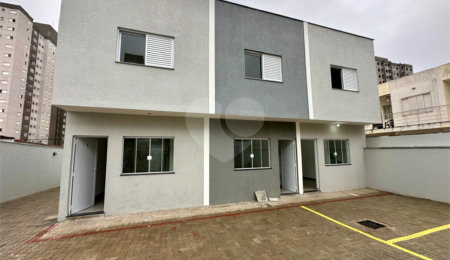 Casa à venda com 2 quartos no condomínio Residencial Vila Nova, Sorocaba - SP