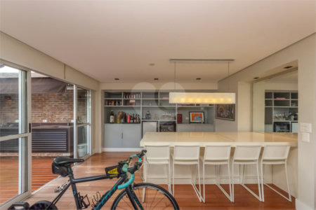 Cobertura à venda com 3 quartos, sendo 2 suítes,  em Vila Progredior, São Paulo, SP