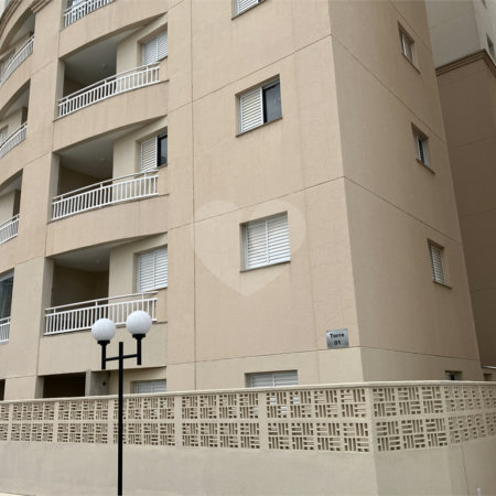 Apartamento à venda com 3 quartos, sendo 1 suíte,  em Parque Campolim, Sorocaba, SP
