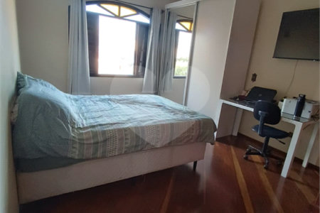 Sobrado à venda com 3 quartos, sendo 1 suíte, em Jardim São Paulo(zona Norte), São Paulo, SP