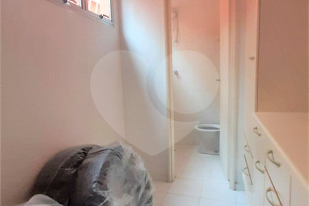 Casa à venda com 3 quartos, sendo 1 suíte, em Chácara Santo Antônio (zona Sul), São Paulo, SP