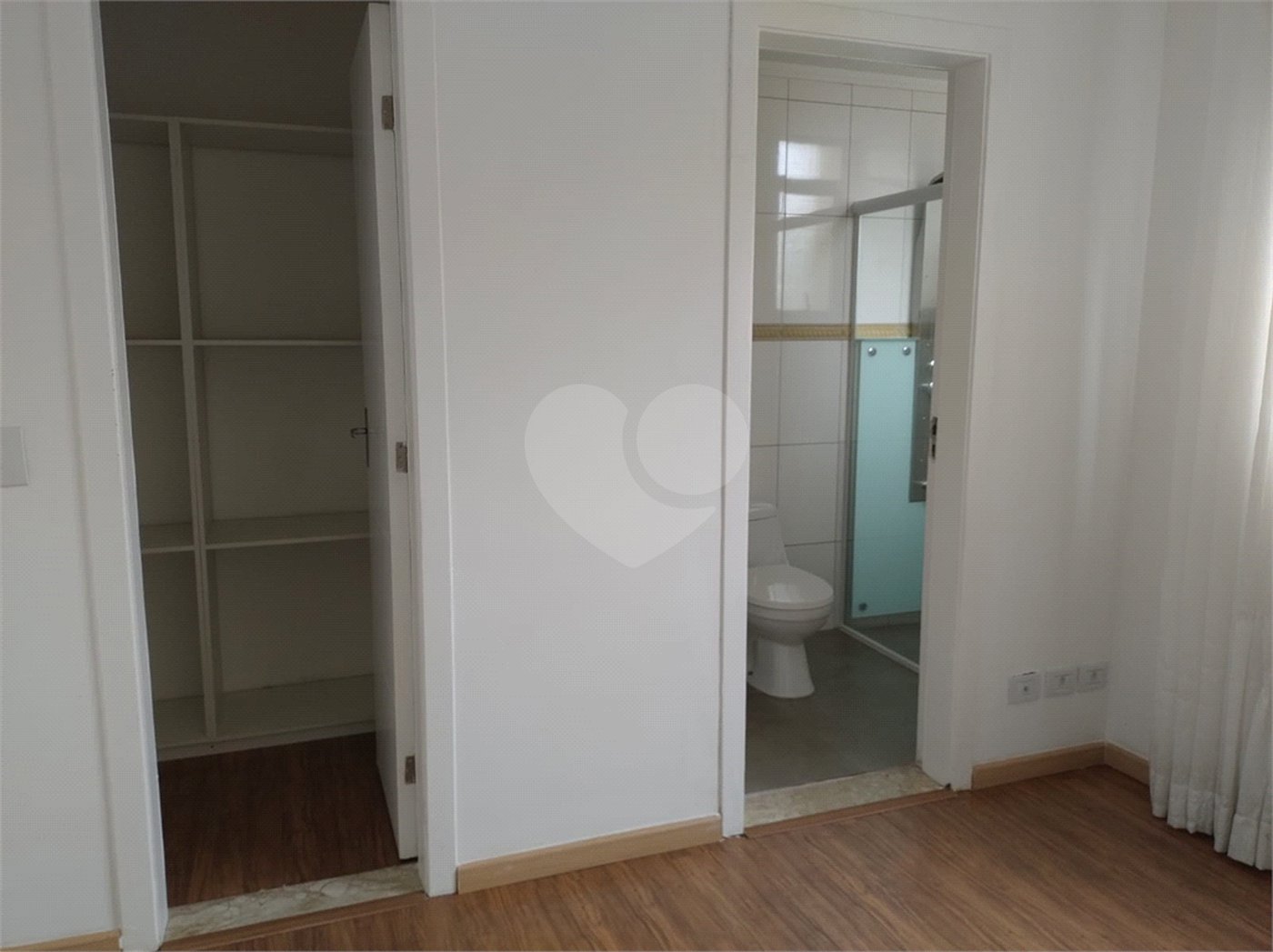 Apartamento à venda ou para alugar com 3 suítes em Indianópolis, São Paulo, SP