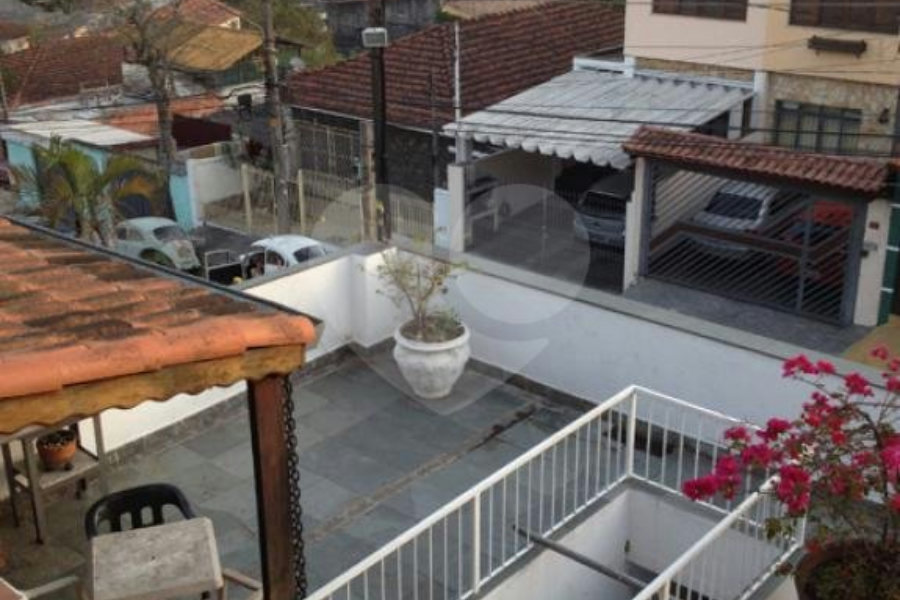 Sobrado à venda com 3 quartos, sendo 1 suíte, em Horto Florestal, São Paulo, SP