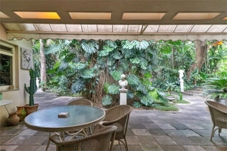 Casa Térrea à venda com 4 quartos, sendo 2 suítes, em Jardim Europa, São Paulo, SP