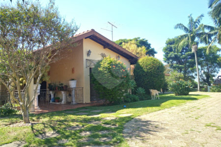 Casa à venda com 3 quartos, sendo 1 suíte, em Santa Claudina, Vinhedo, SP