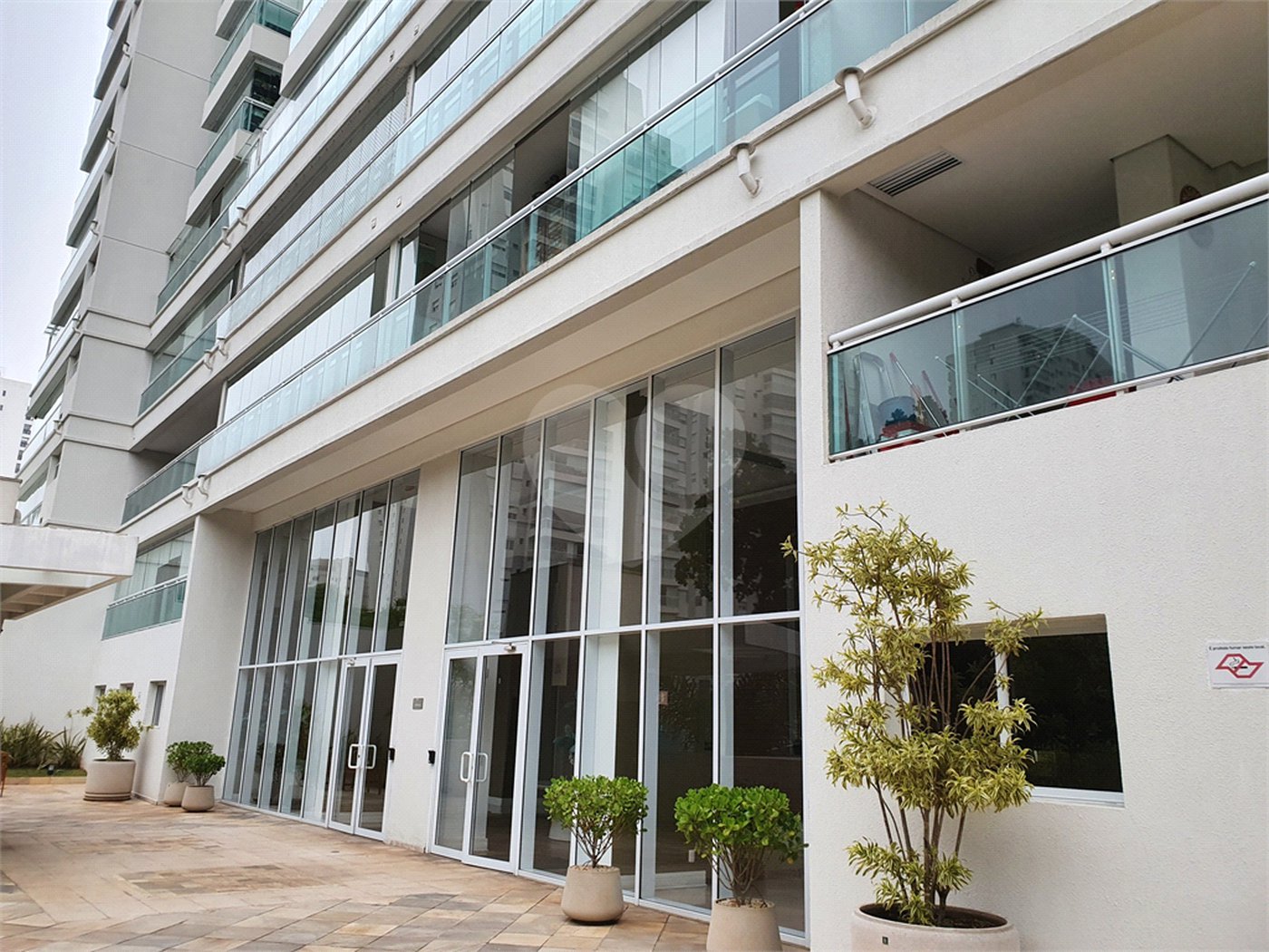 Apartamento à venda com 2 quartos, sendo 1 suíte, em Alto da Boa Vista, São Paulo, SP