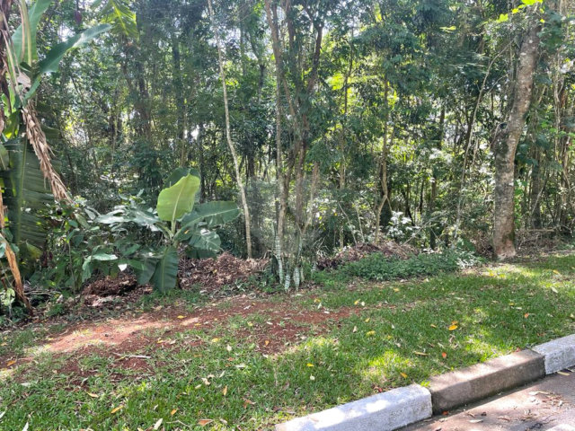 Terreno à venda no condomínio Cantareira, Mairiporã - SP