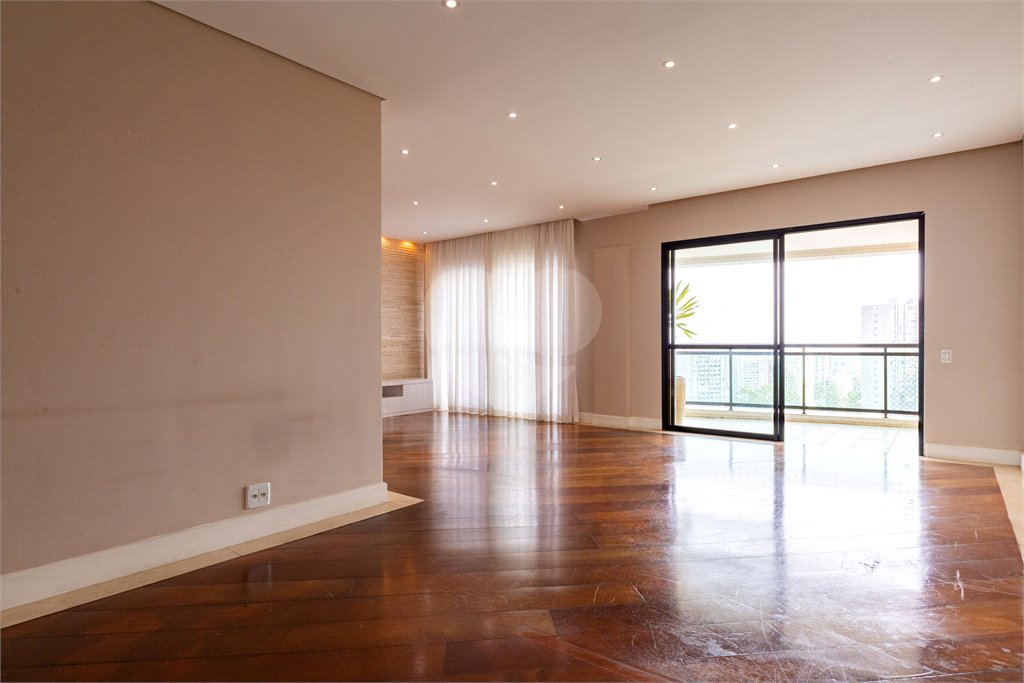 Apartamento à venda com 4 quartos, sendo 3 suítes, em Vila Suzana, São Paulo, SP