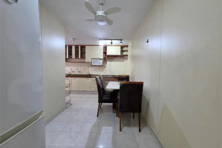 Apartamento à venda com 2 quartos, sendo 1 suíte,  em Laranjeiras, Rio de Janeiro, RJ
