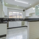Casa Térrea à venda ou para alugar com 5 quartos, sendo 1 suíte, em Jardim Marajoara, São Paulo, SP