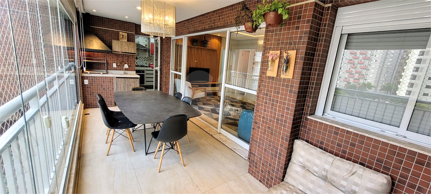 Apartamento à venda com 3 quartos, sendo 1 suíte, no Centro, São Bernardo do Campo, SP