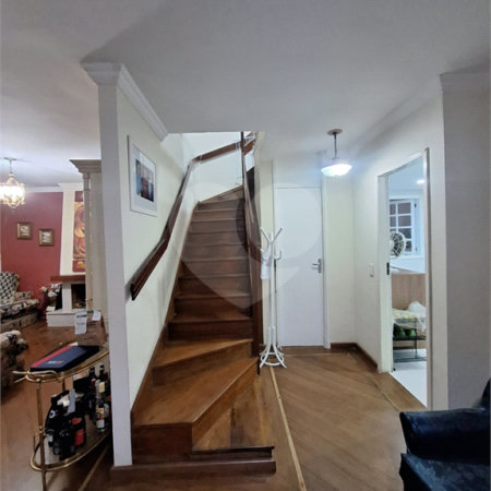 Casa à venda com 5 quartos, sendo 3 suítes,  no condomínio Vila Panamericana, São Paulo - SP