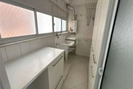 Apartamento à venda com 3 suítes em Vila Gomes Cardim, São Paulo, SP