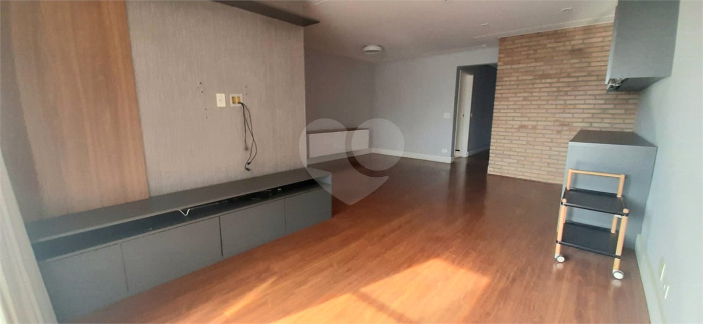 Apartamento à venda com 3 quartos, sendo 1 suíte, em Santana, São Paulo, SP