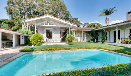 Casa Térrea à venda com 3 suítes em Interlagos, São Paulo, SP