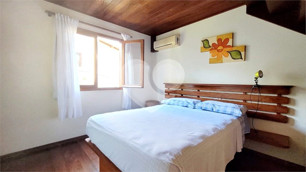 Casa à venda com 3 suítes no Centro, Santa Cruz Cabrália, BA