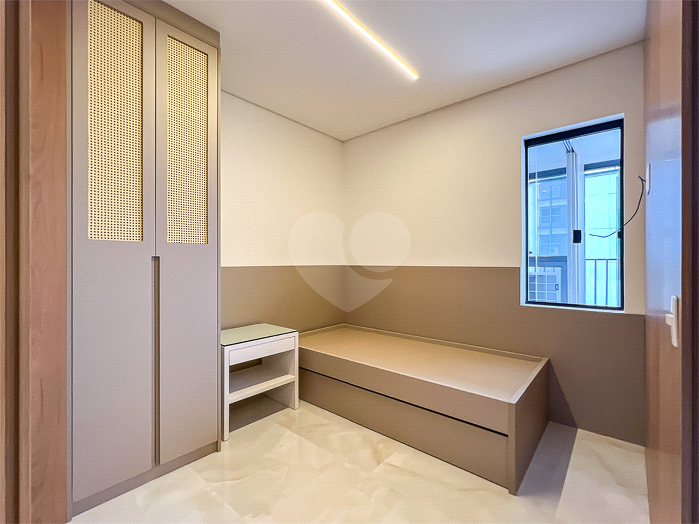 Apartamento à venda com 2 quartos, sendo 1 suíte, em Santo Amaro, São Paulo, SP
