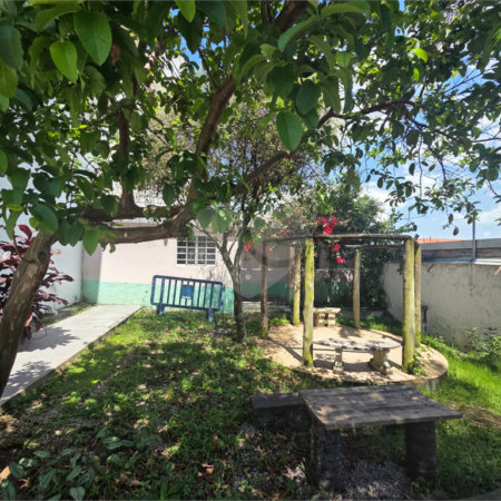 Casa à venda com 4 quartos, sendo 3 suítes, em Jardim Prudência, São Paulo, SP