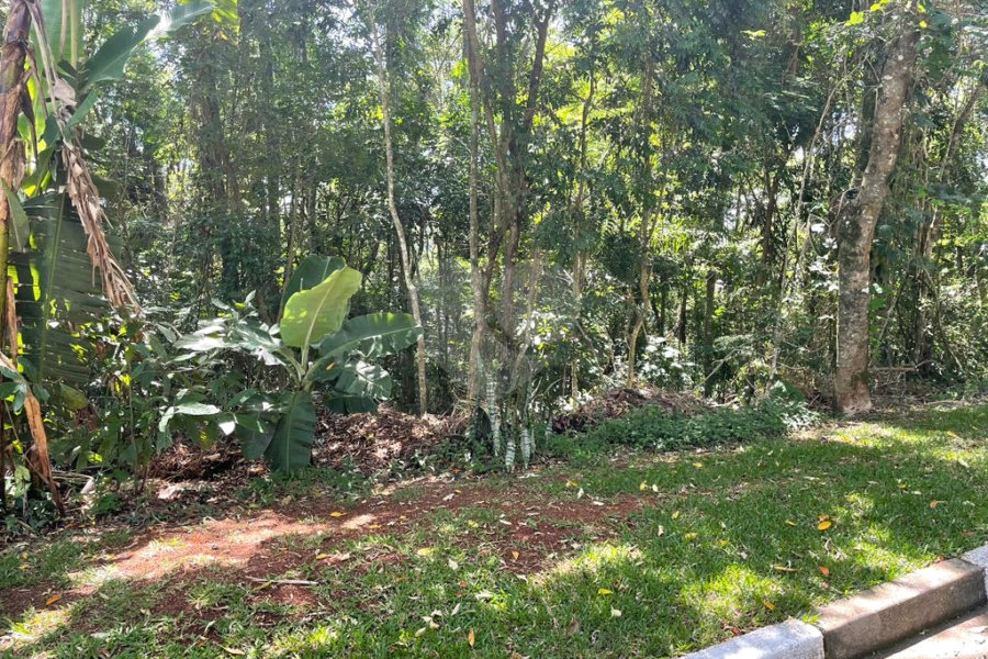 Terreno à venda no condomínio Cantareira, Mairiporã - SP