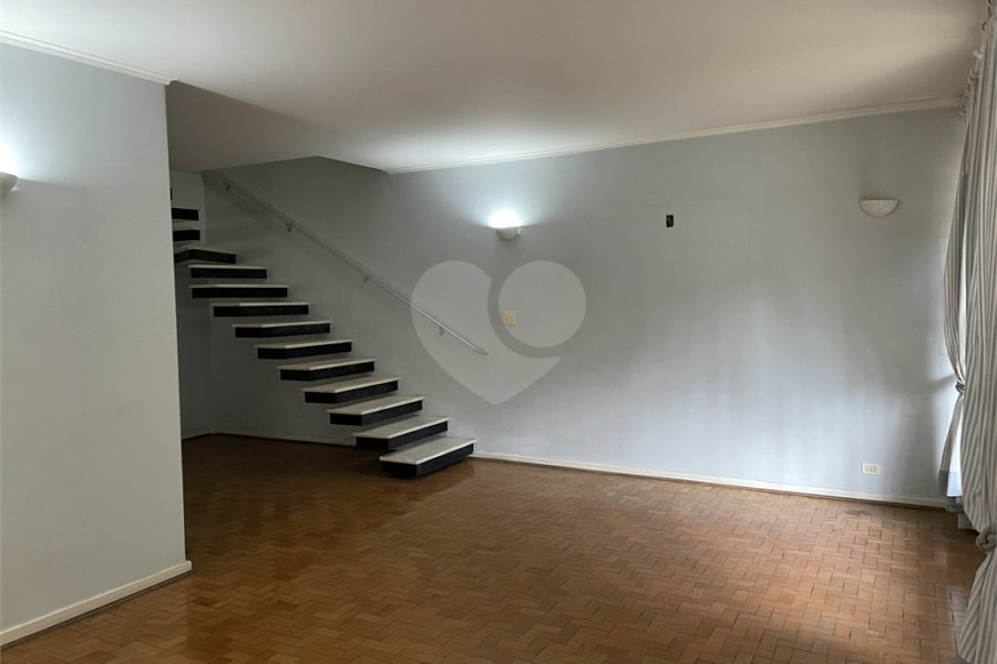 Sobrado à venda com 3 quartos, sendo 1 suíte, em Santana, São Paulo, SP