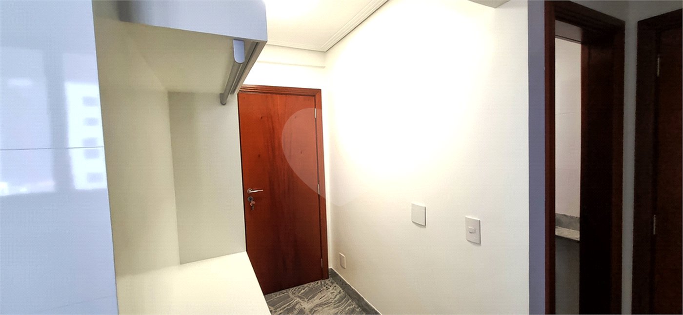 Apartamento à venda com 4 quartos, sendo 3 suítes, em Santana, São Paulo, SP