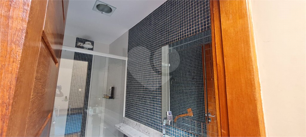 Sobrado à venda com 4 quartos, sendo 1 suíte, em Jabaquara, São Paulo, SP