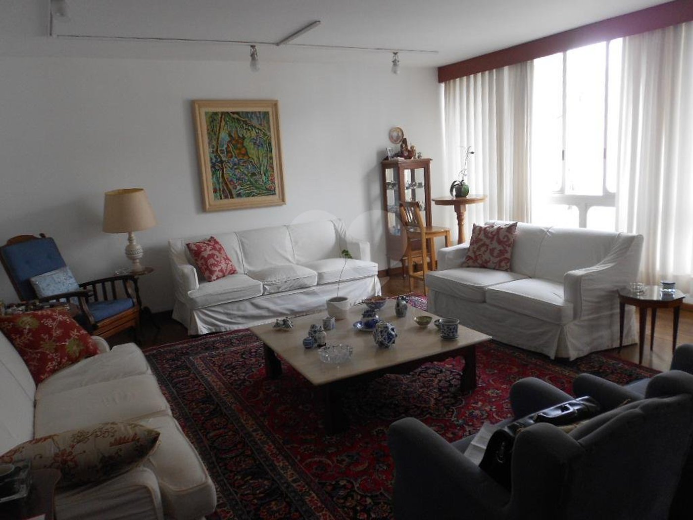 Apartamento à venda com 3 quartos, sendo 1 suíte,  em Santa Cecília, São Paulo, SP