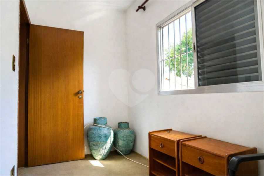 Sobrado à venda com 3 quartos, sendo 1 suíte,  em Vila Guarani, São Paulo, SP