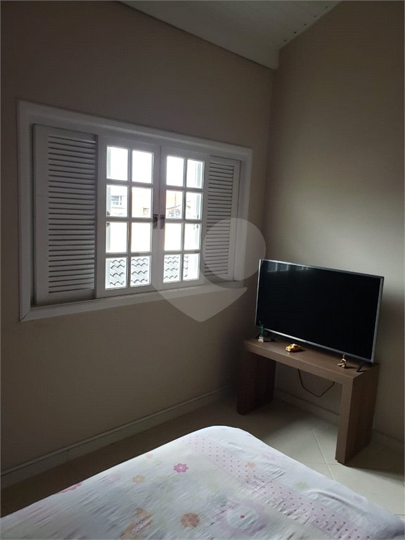 Casa à venda com 6 quartos, sendo 3 suítes, em Alto Ipiranga, Mogi das Cruzes, SP