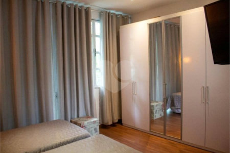 Casa à venda com 5 quartos, sendo 1 suíte, em Grajaú, Rio de Janeiro, RJ