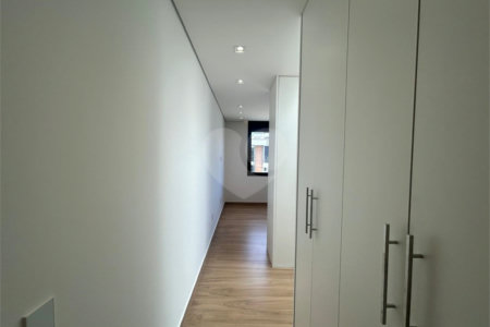 Casa à venda com 3 suítes no condomínio Alphaville Castelo, Itu - SP