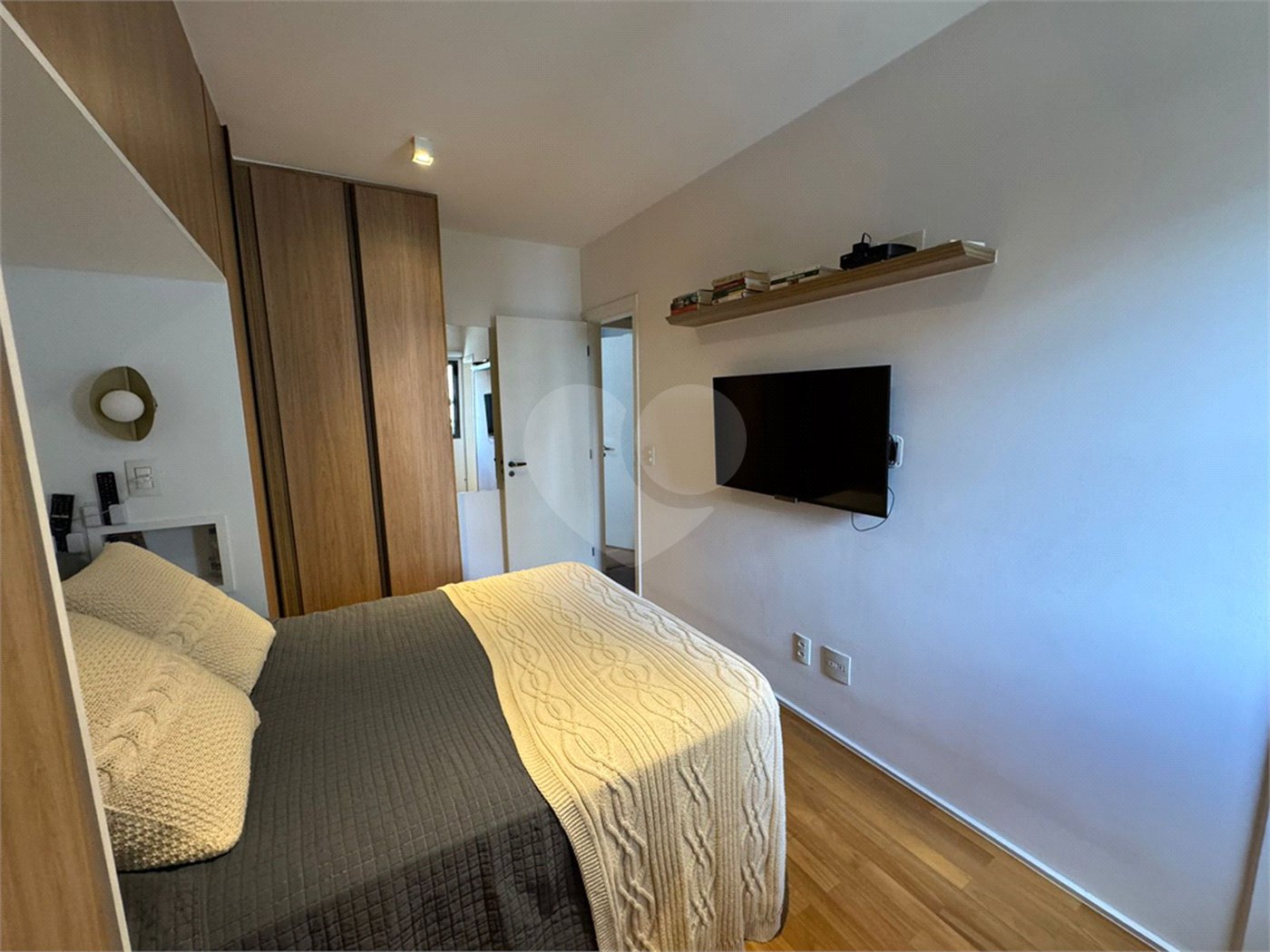 Apartamento à venda com 3 suítes em Indianópolis, São Paulo, SP